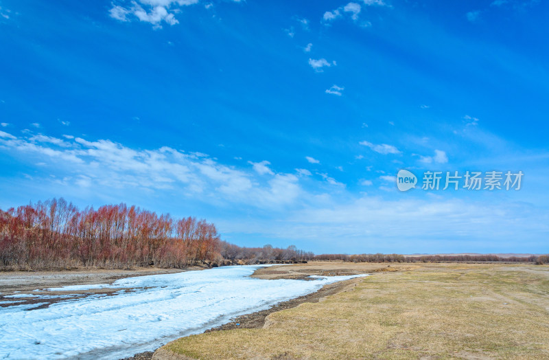 内蒙古呼伦贝尔额尔古纳湿地公园河流冰雪