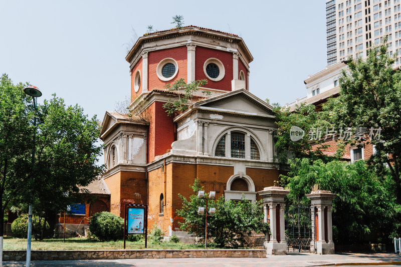 天津天主教圣心教堂