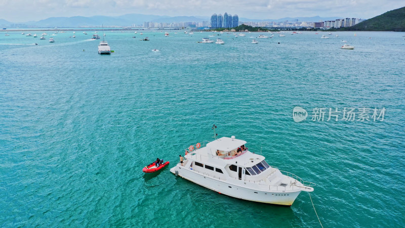 海南三亚海上游艇航拍