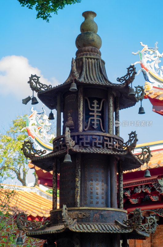 福建泉州承天寺的香炉特写