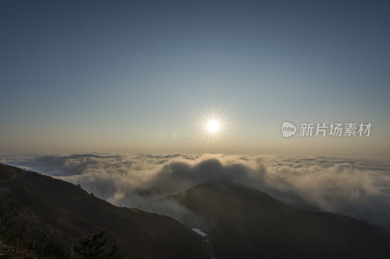 云海之上的日出美景