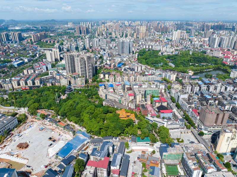 晴天蓝天白云 航拍湖南衡阳雁峰区城市风光