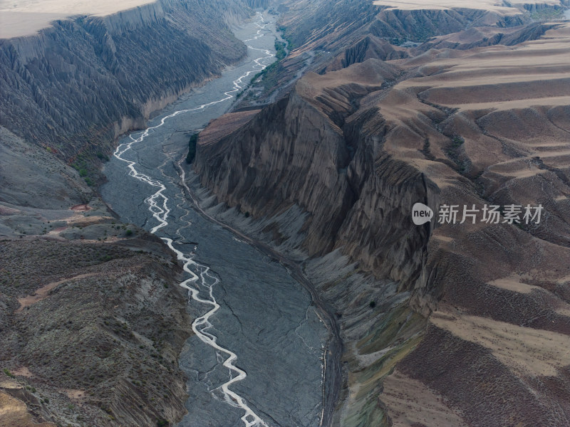 新疆安集海大峡谷