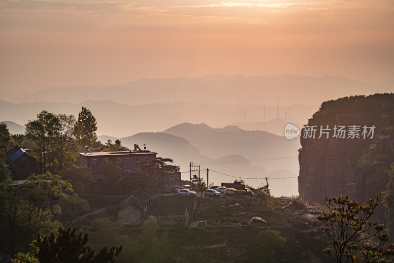 太行山八里沟日出山川自然风景