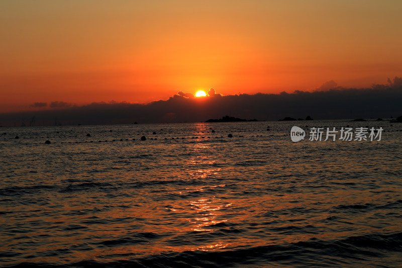 海上日落黄昏景象