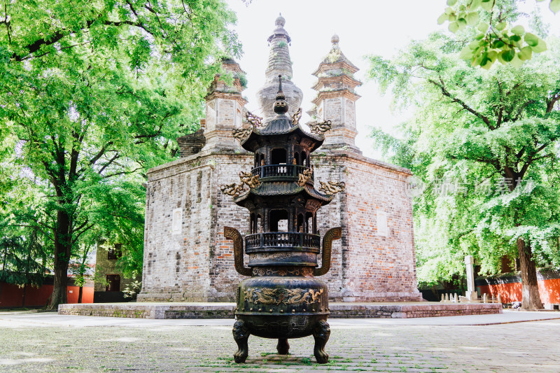 襄阳广德寺多宝佛塔