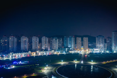 航拍大连市星海广场夜景