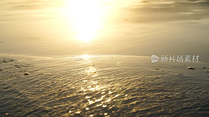 海浪俯拍沙滩大海航拍海滩唯美海边蓝色海水