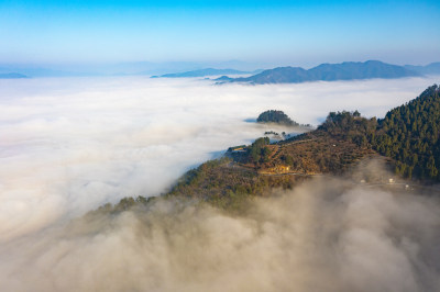 高山山峦群山晨曦日出云海航拍