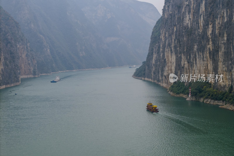 长江三峡奉节瞿塘峡山水风光