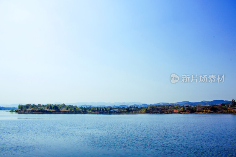 湖泊植物天空风景背景自然户外