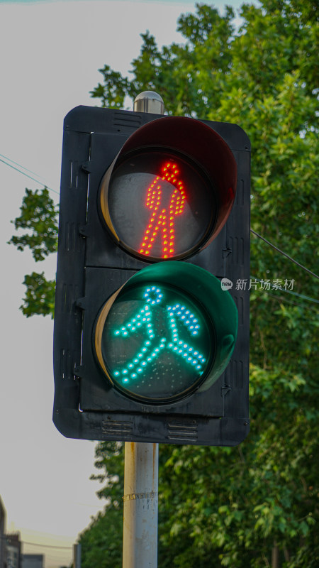 街道上的红绿灯