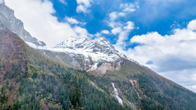 四川阿坝四姑娘山双桥沟景区雪山特写