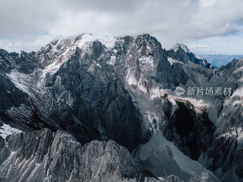 丽江玉龙雪山大峡谷