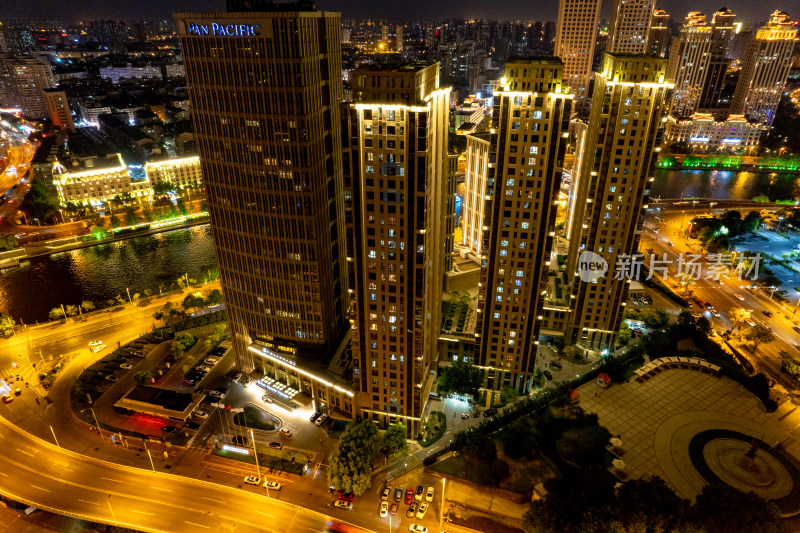 天津城市夜景交通航拍图