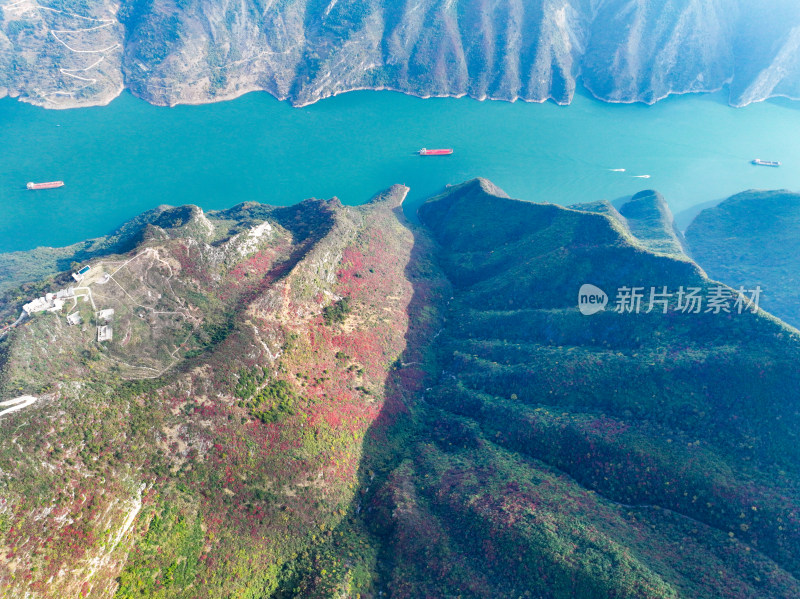 长江三峡巫峡红叶