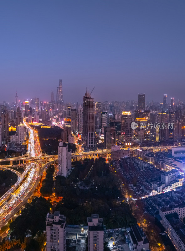 航拍上海市区夜色美景