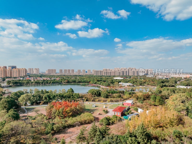 航拍江苏昆山城市生态秋景风光