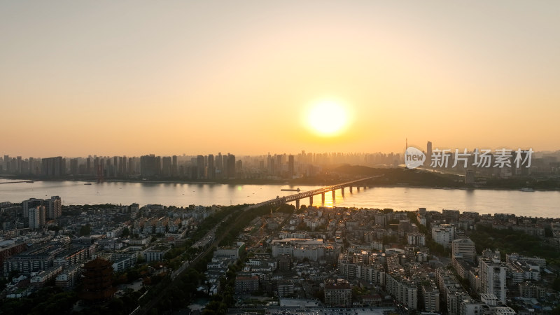 武汉市风光航拍城市建筑长江两岸黄鹤楼风景