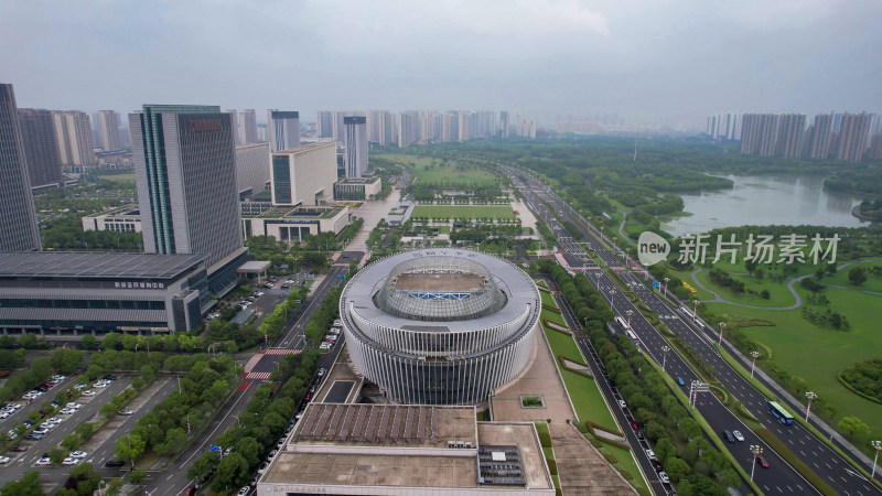 江苏宿迁图书馆大剧院地标建筑航拍图