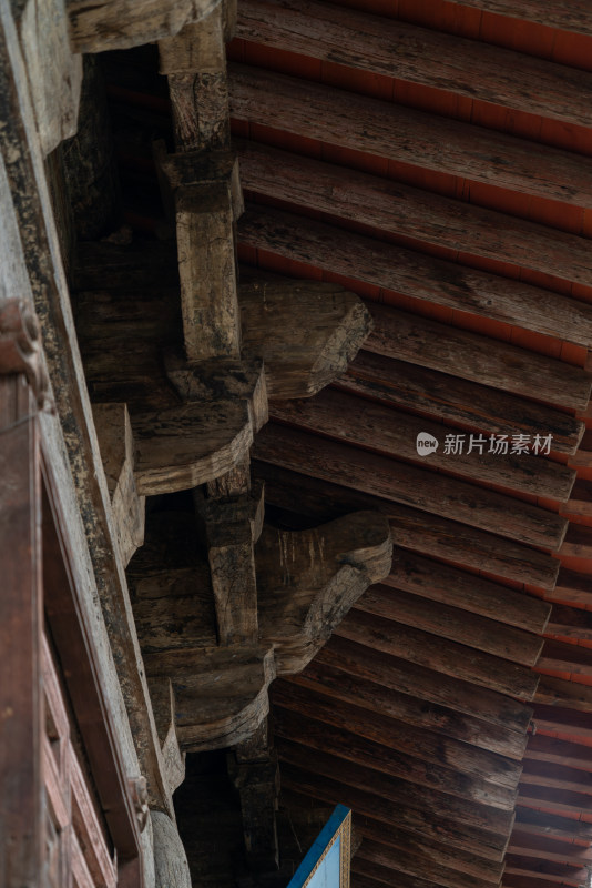 河北张家口蔚县灵岩寺大殿斗拱