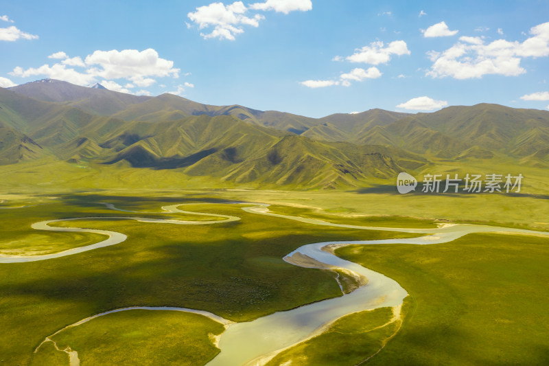 中国新疆伊犁巴音布鲁克草原风景