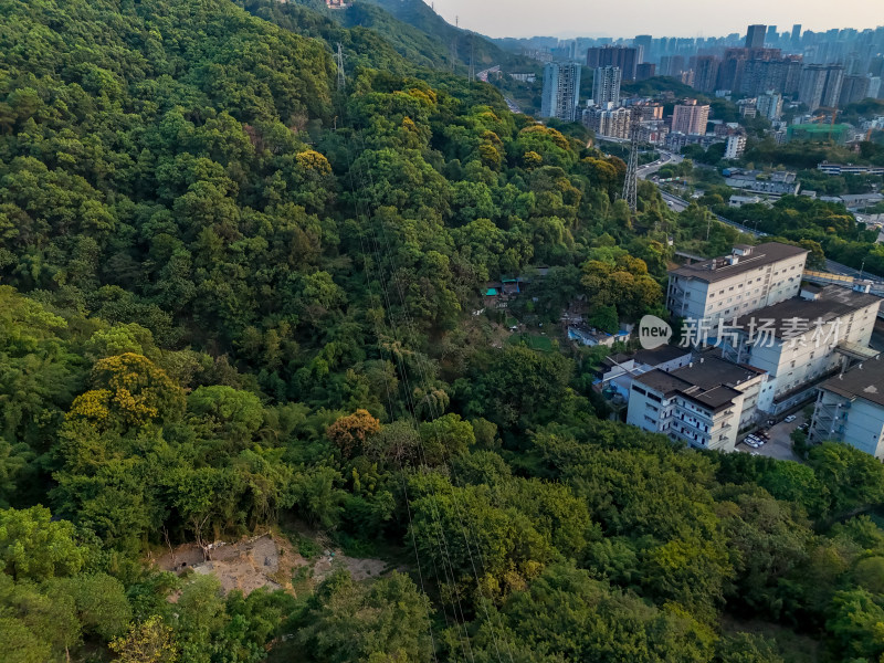 重庆晚霞城市风光航拍图