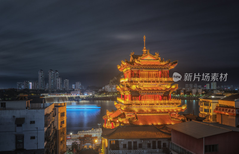 中国广西柳州西来古寺夜景