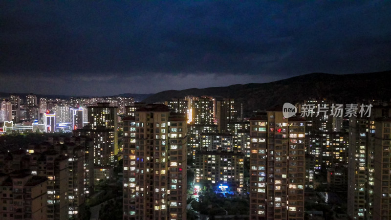 甘肃定西城市夜景灯光航拍图