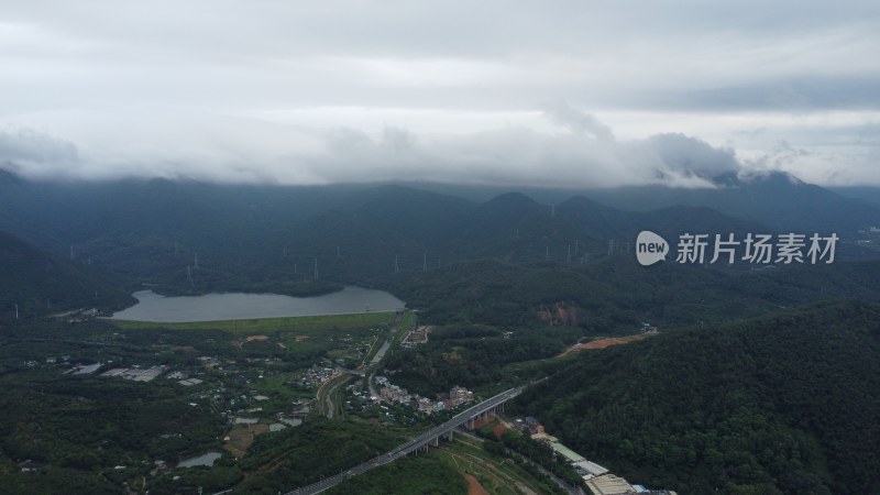 航拍广东省东莞市清溪镇城市风光