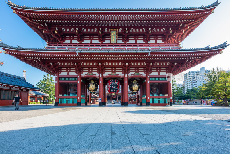 日本东京浅草寺祈福殿古建筑风光