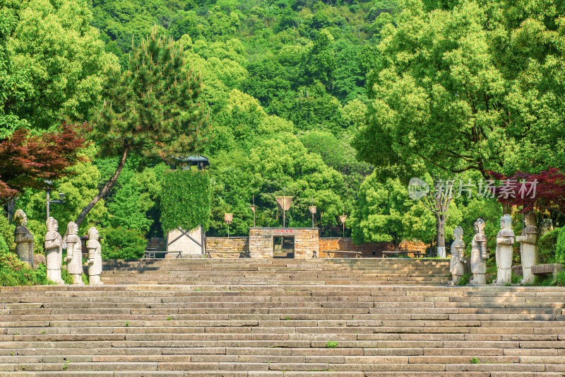 杭州湘湖城山广场