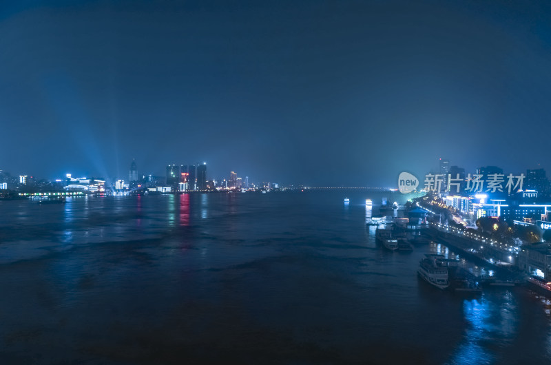 湖北武汉长江两岸城市建筑夜景灯光