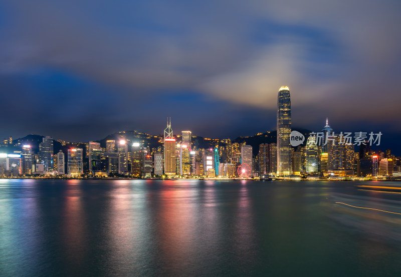 中国香港维多利亚港天际线夜景