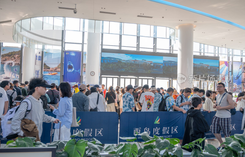 海南三亚西岛风景区游客旅游治愈唯美镜头