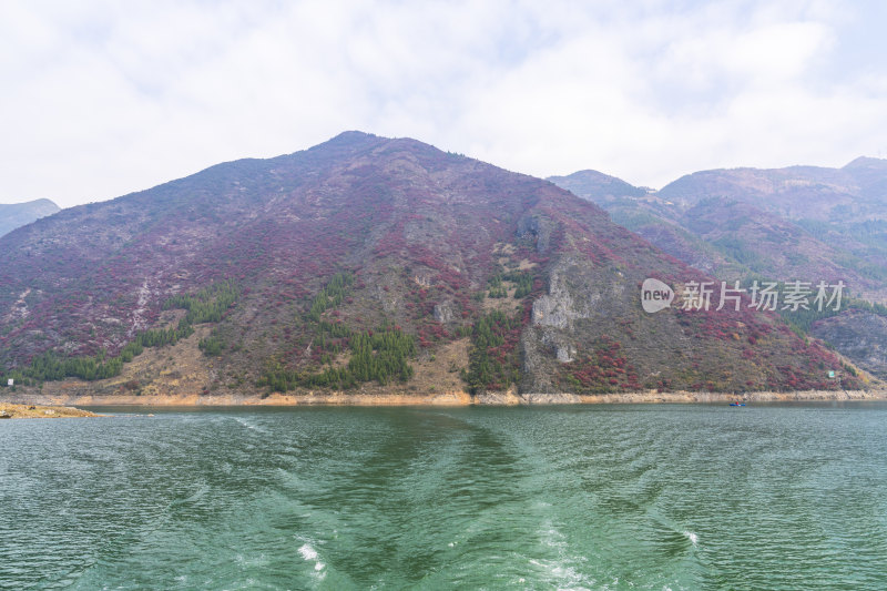 重庆市巫山县大宁河小三峡山川峡谷秋景