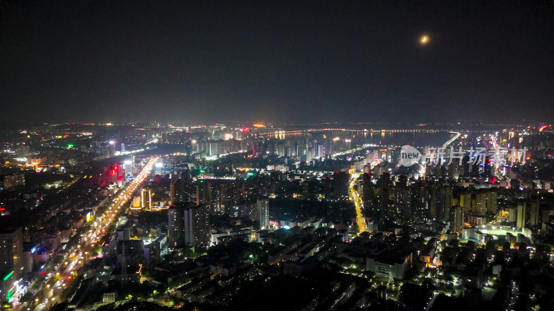 江西九江城市夜景交通航拍图