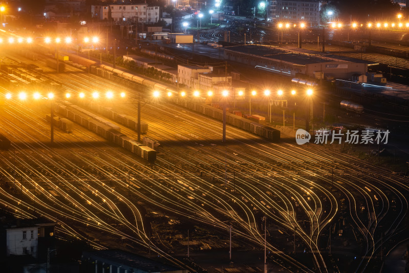 夏天郑州铁路北编组站夜景风光