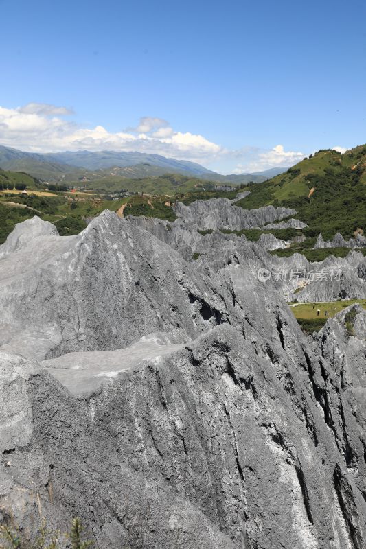 川西夏季墨石公园