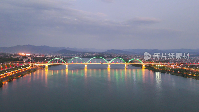 陕西安康东坝汉江大桥夜景