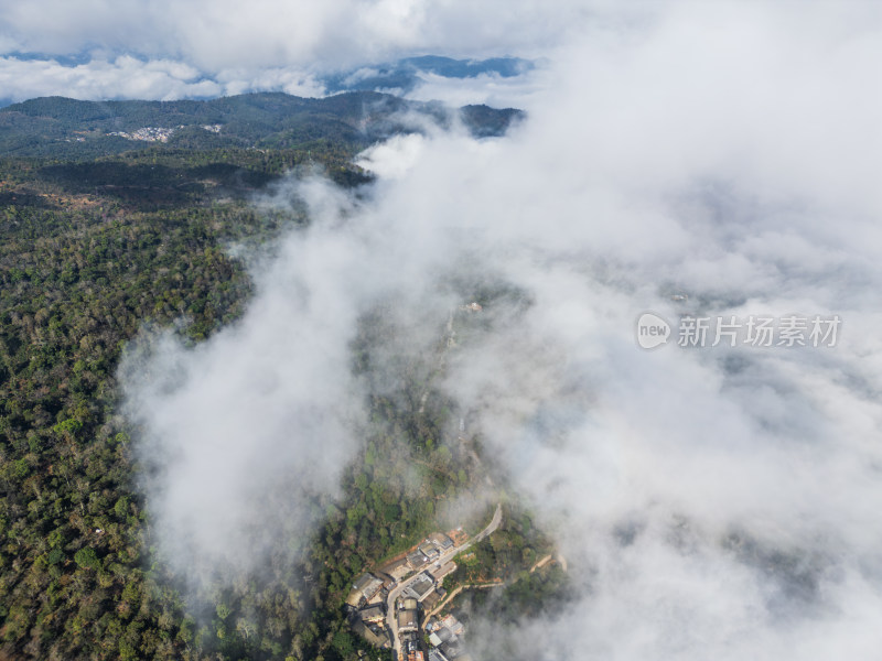 航拍景迈山云海环绕的古寨村庄自然风光