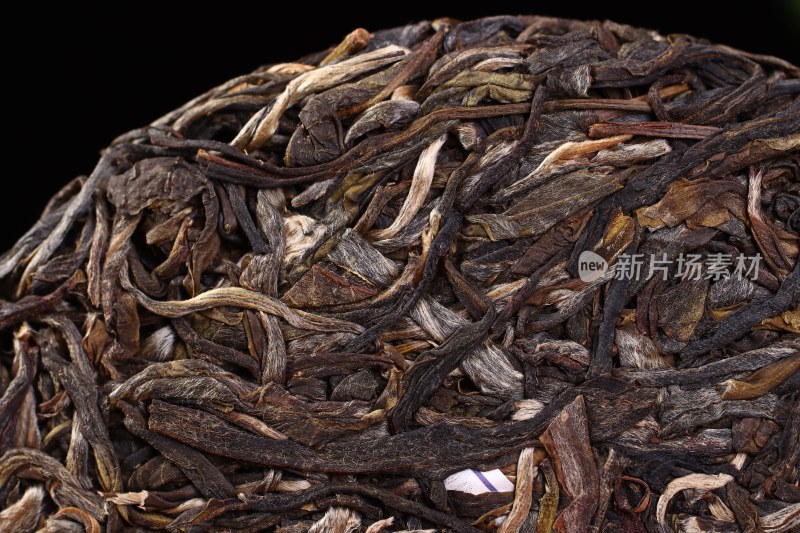 孔珍藏孔雀图案普洱茶饼