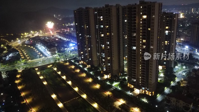 航拍广东省东莞市清溪镇夜景城市风光