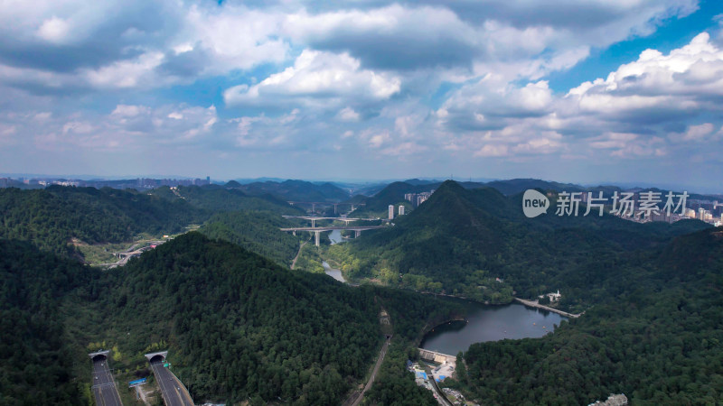 山中城市贵州贵阳城市大景航拍图