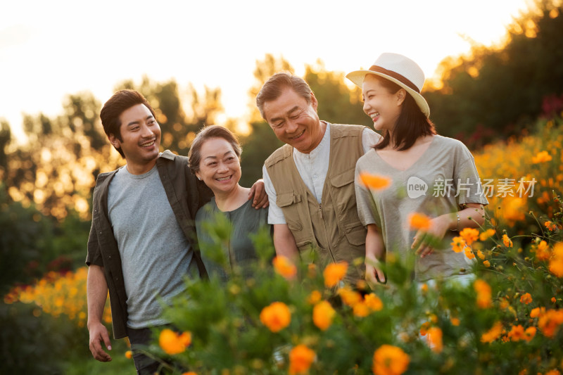 花丛中的幸福家庭