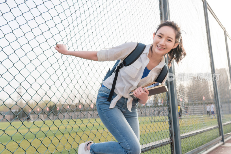 青年女大学生