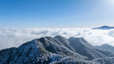 唯美高山日出云海冬季雾凇森林美景大好河山