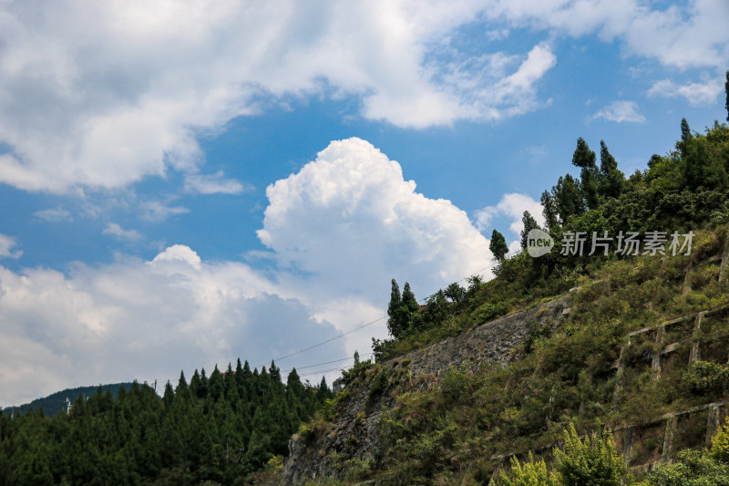 长江三峡江面，西陵峡，兵书宝剑峡绝美风光