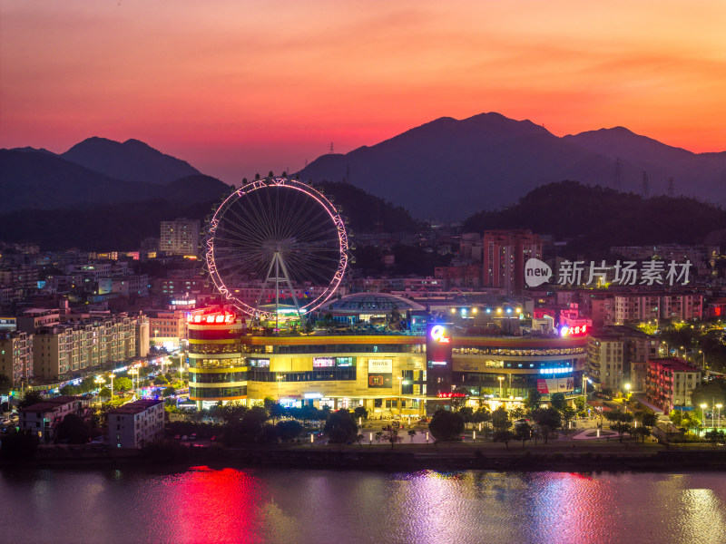 珠海市井岸大信摩天轮夜景航拍