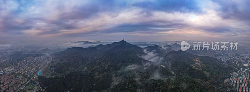 清晨山川迷雾云海日出航拍全景图